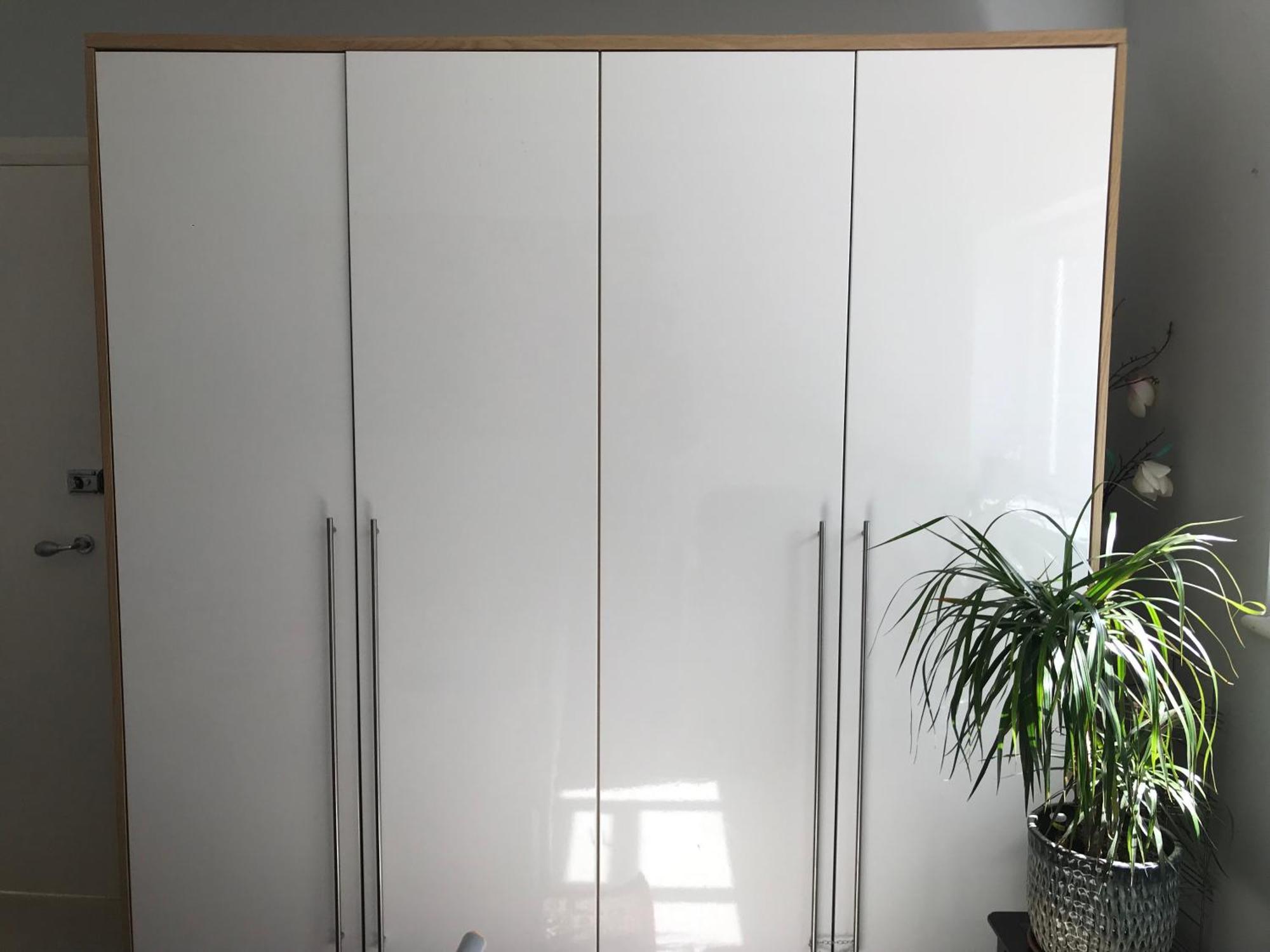 Cozy Double Bedroom In Stunning On River Thames - Near Thorpe Park/royal Holloway University/20mins From Heathrow Homestay